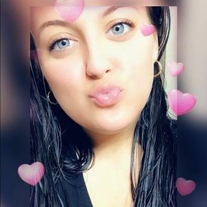 Meet your Posher, Katelynn